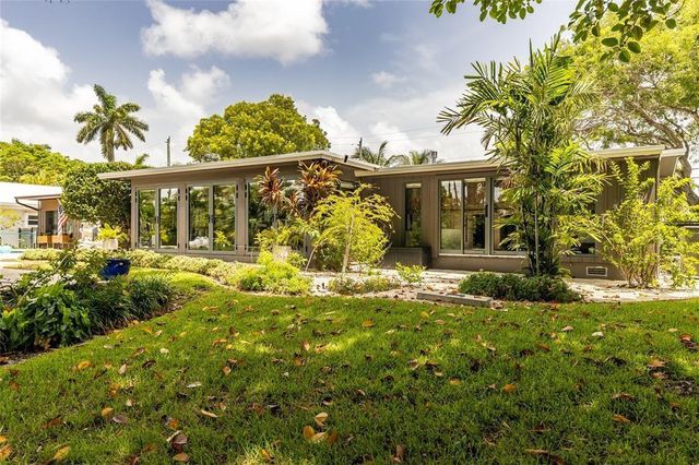 1205 Adams Street, Hollywood, FL 33019