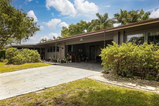 1205 Adams Street, Hollywood, FL 33019