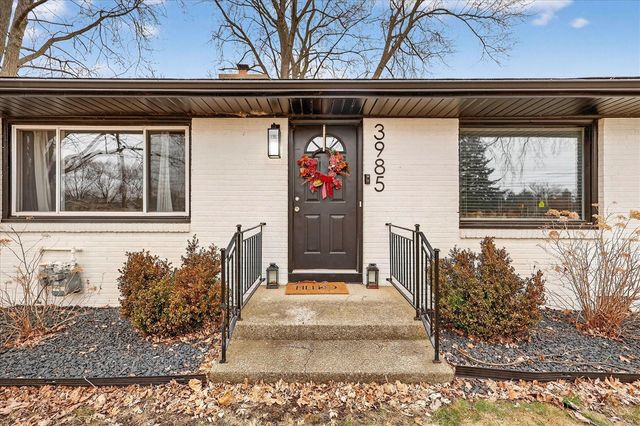 3985 Van Buren Street, Hudsonville, MI 49426