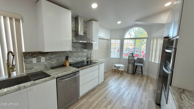 16830 S 20th PL Place, Phoenix, AZ 85048