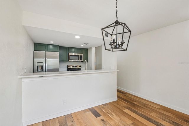 7192 E BANK DRIVE 7192, Tampa, FL 33617