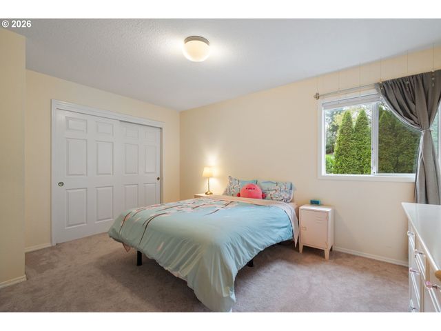 3327 Sw ARNOLD HEIGHTS Ter, Portland, OR 97219