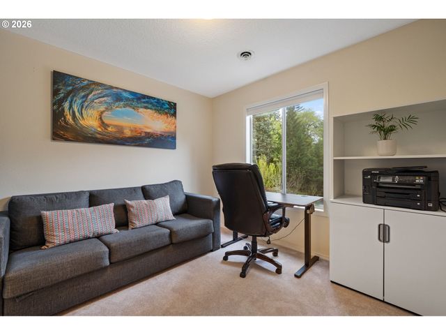 3327 Sw ARNOLD HEIGHTS Ter, Portland, OR 97219