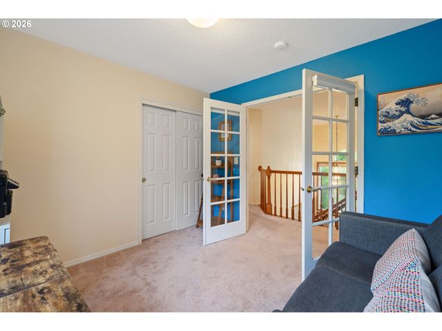 3327 Sw ARNOLD HEIGHTS Ter, Portland, OR 97219