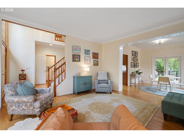 3327 Sw ARNOLD HEIGHTS Ter, Portland, OR 97219