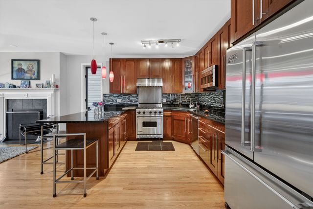 2709 N Campbell Avenue 1, Chicago, IL 60647
