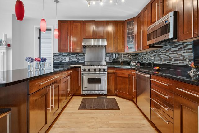 2709 N Campbell Avenue 1, Chicago, IL 60647