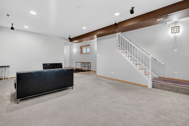2709 N Campbell Avenue 1, Chicago, IL 60647