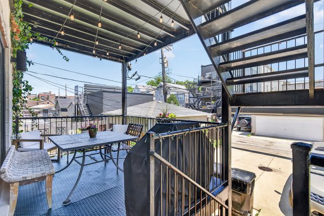2709 N Campbell Avenue 1, Chicago, IL 60647