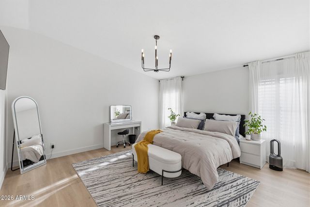 5641 E GRANDVIEW Road, Scottsdale, AZ 85254