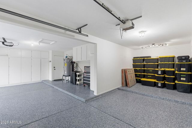 5641 E GRANDVIEW Road, Scottsdale, AZ 85254