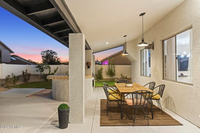 5641 E GRANDVIEW Road, Scottsdale, AZ 85254