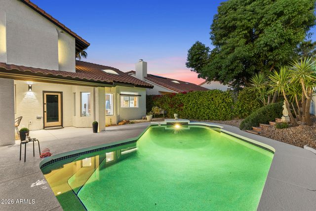 5641 E GRANDVIEW Road, Scottsdale, AZ 85254