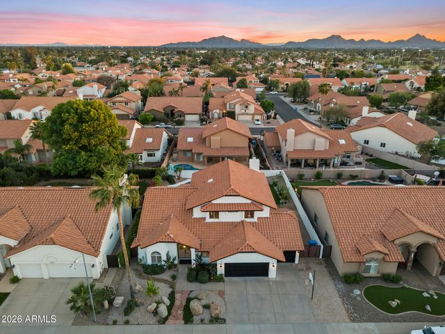 5641 E GRANDVIEW Road, Scottsdale, AZ 85254