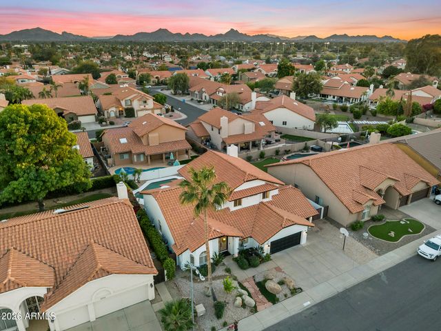 5641 E GRANDVIEW Road, Scottsdale, AZ 85254
