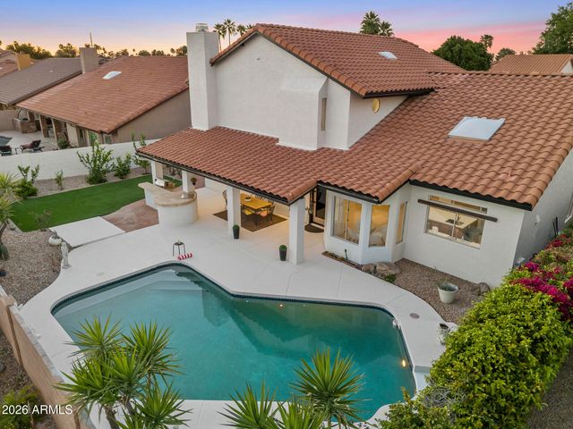 5641 E GRANDVIEW Road, Scottsdale, AZ 85254