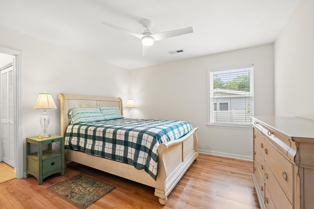 609 33rd Ave. S, North Myrtle Beach, SC 29582