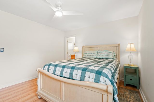 609 33rd Ave. S, North Myrtle Beach, SC 29582