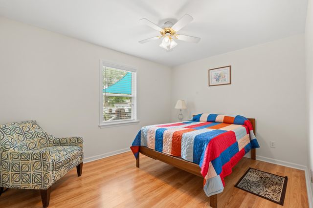 609 33rd Ave. S, North Myrtle Beach, SC 29582