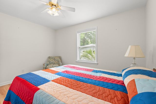609 33rd Ave. S, North Myrtle Beach, SC 29582