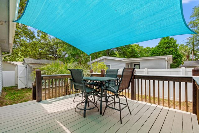 609 33rd Ave. S, North Myrtle Beach, SC 29582