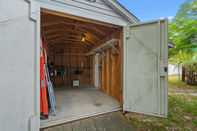 609 33rd Ave. S, North Myrtle Beach, SC 29582