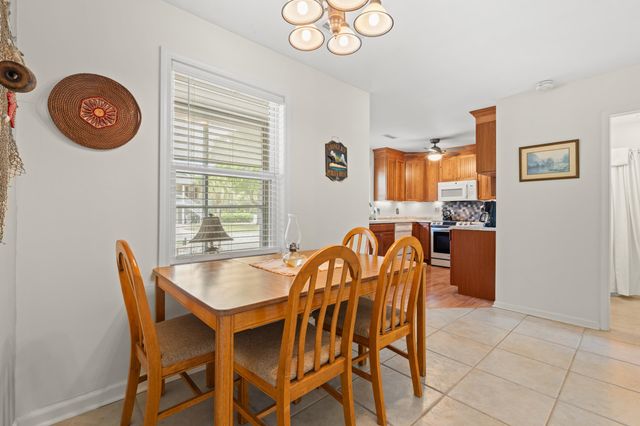 609 33rd Ave. S, North Myrtle Beach, SC 29582