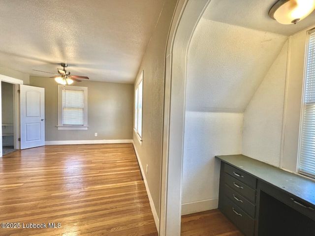 1905 29th Street, Lubbock, TX 79411