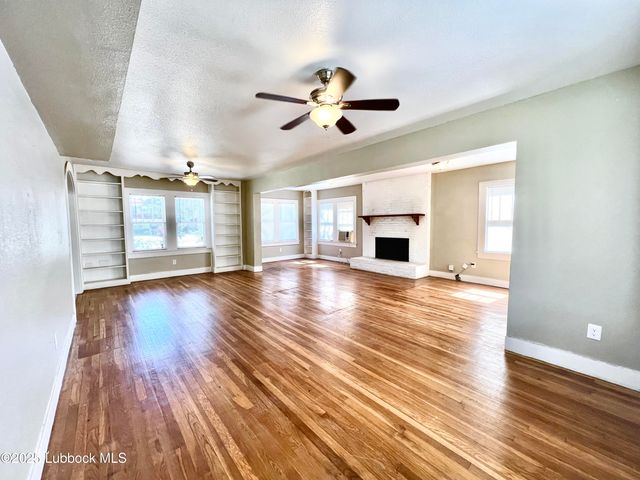 1905 29th Street, Lubbock, TX 79411