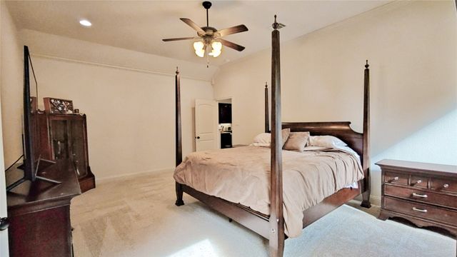 5001 Oak Mill Drive, Fort Worth, TX 76135