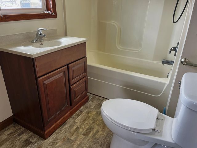 11 S Water Street 11 S Water Street, Wapakoneta, OH 45895