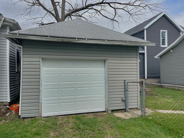 11 S Water Street 11 S Water Street, Wapakoneta, OH 45895