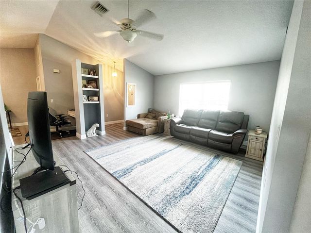 3201 NE 42ND PLACE, Ocala, FL 34479