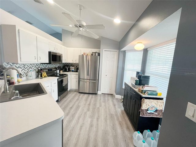 3201 NE 42ND PLACE, Ocala, FL 34479