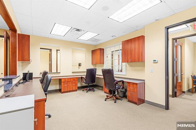 246 Hamburg Turnpike 305F, Wayne, NJ 07470