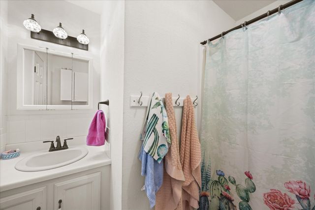 4726 Old Granbury Road, Granbury, TX 76049
