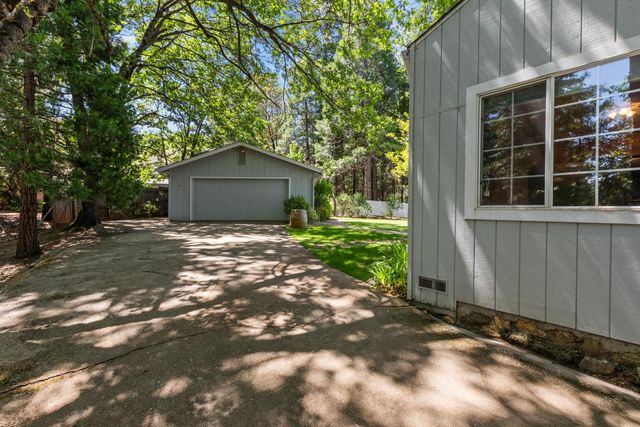 14986 Margot Lane, Pine Grove, CA 95665