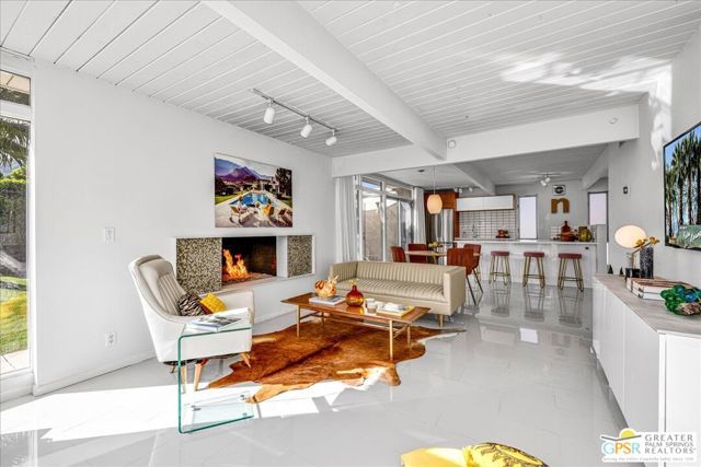 439 E Racquet Club Road, Palm Springs, CA 92262