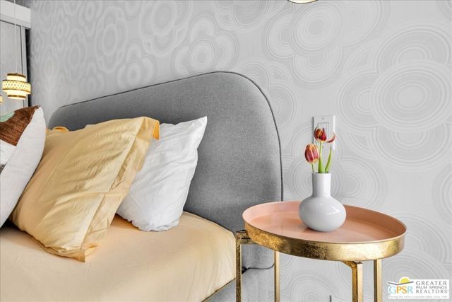 439 E Racquet Club Road, Palm Springs, CA 92262