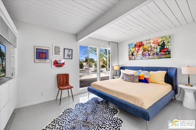 439 E Racquet Club Road, Palm Springs, CA 92262