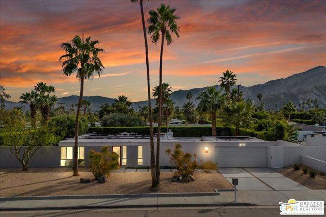 439 E Racquet Club Road, Palm Springs, CA 92262