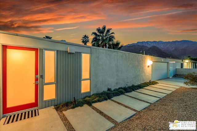 439 E Racquet Club Road, Palm Springs, CA 92262