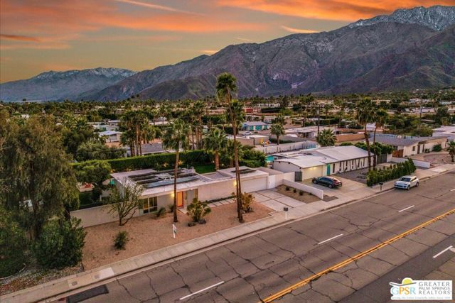 439 E Racquet Club Road, Palm Springs, CA 92262