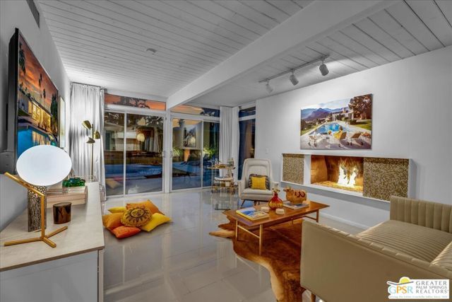 439 E Racquet Club Road, Palm Springs, CA 92262