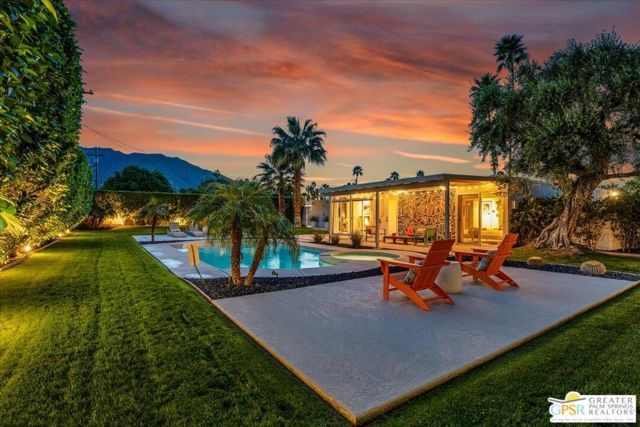 439 E Racquet Club Road, Palm Springs, CA 92262