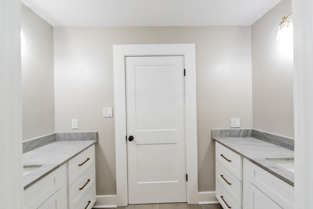 316 Windsor Dr, Thibodaux, LA 70301