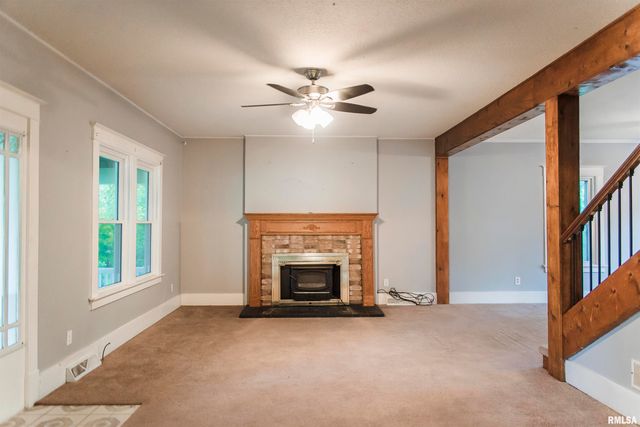 3321 STATE Street, Quincy, IL 62301