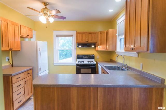 3321 STATE Street, Quincy, IL 62301