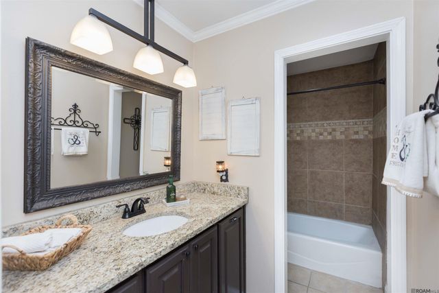 18025 Burnham Way, Greenwell Springs, LA 70739