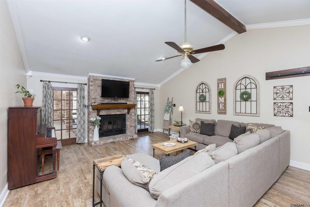 18025 Burnham Way, Greenwell Springs, LA 70739